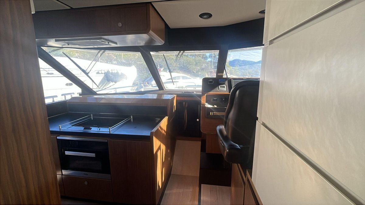 2016 Azimut 68 