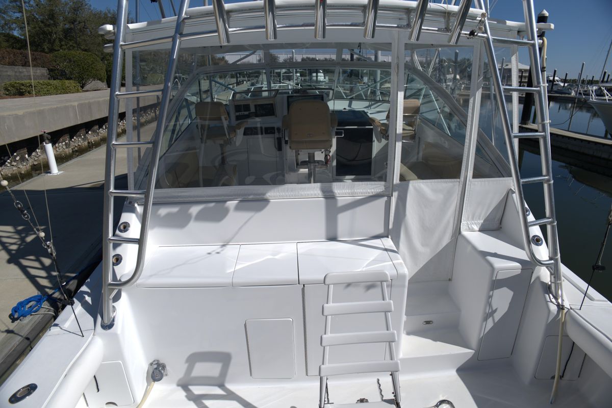 2002 Viking 43 