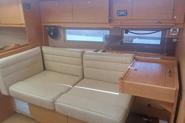 Rubens Yacht Photos Pics Dufour 500