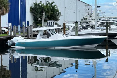 Intrepid 375