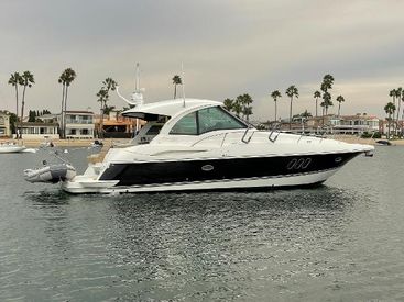 2014 43' Cruisers Yachts-430 Sport Coupe Newport Beach, CA, US