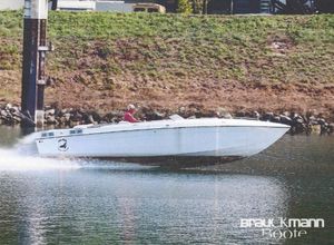 1986 Chris-Craft SCORPION 260 SL