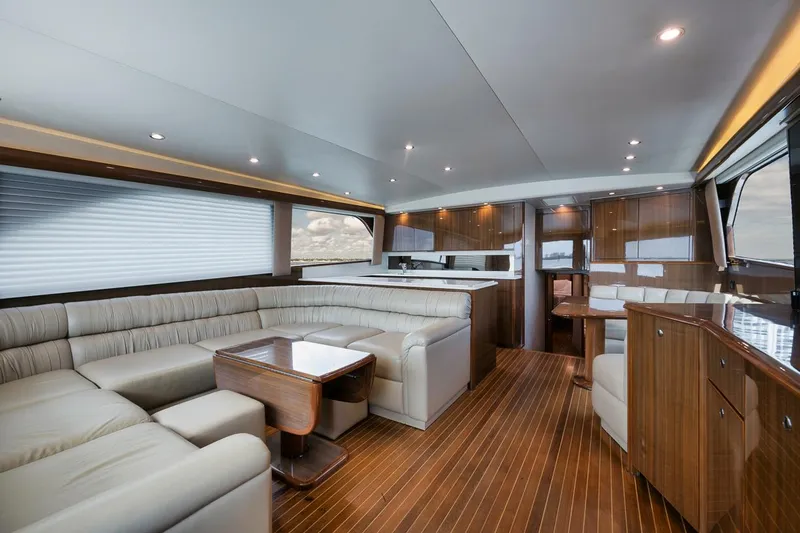 The Good Life Yacht Photos Pics 61 Viking The Good Life- Salon