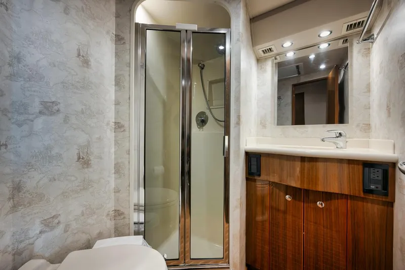 The Good Life Yacht Photos Pics 61 Viking The Good Life- Head