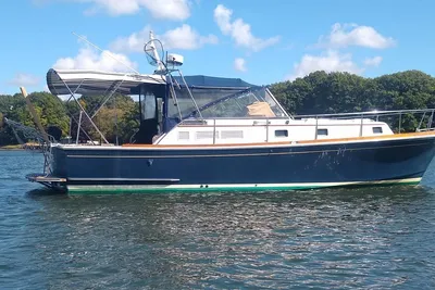 Eastbay Grand Banks Eastbay 38