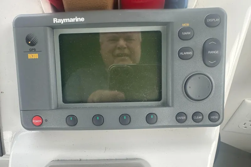River Miss Yacht Photos Pics Raymarine GPS display on 1997 Mainship 350 boat dashboard.