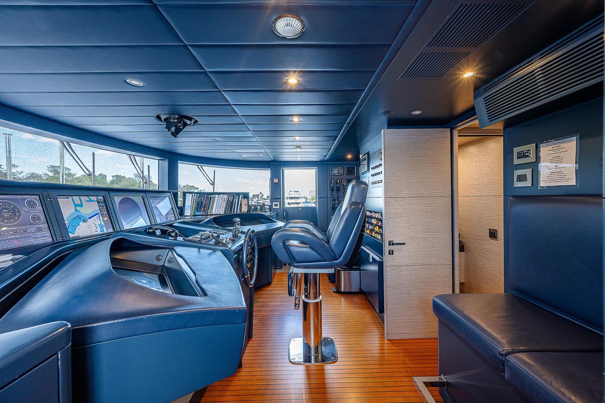 2016 Benetti 132 