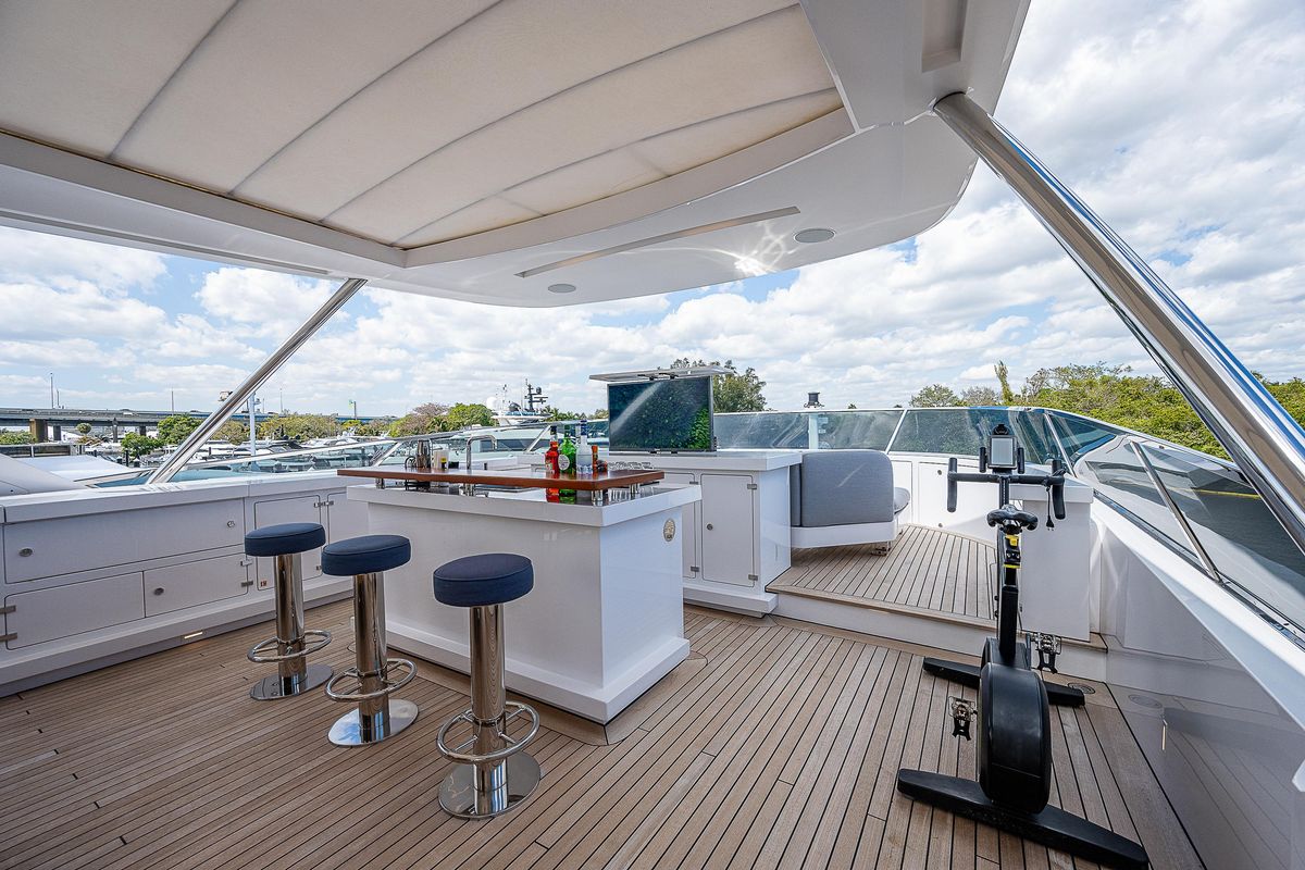 2016 Benetti 132 