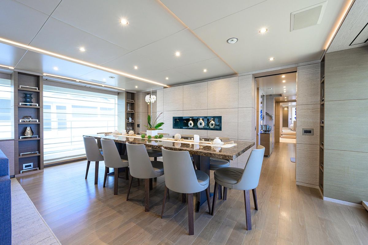 2016 Benetti 132 