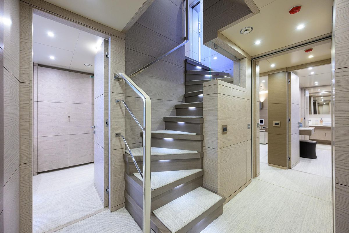 2016 Benetti 132 