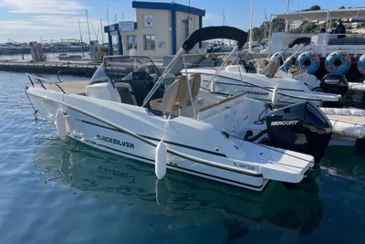 2025 Quicksilver Activ 675 Sundeck