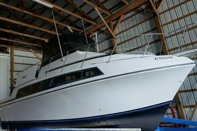 Carver Mariner 32