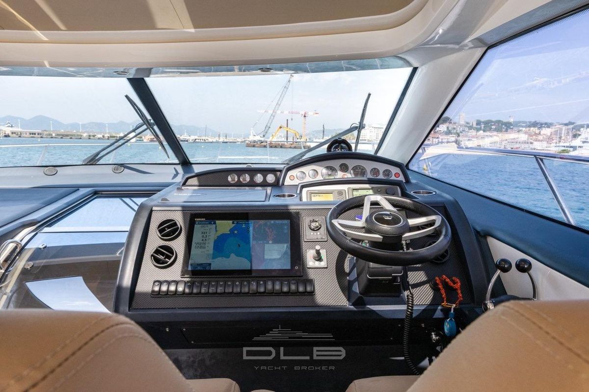 2009 Princess 53 