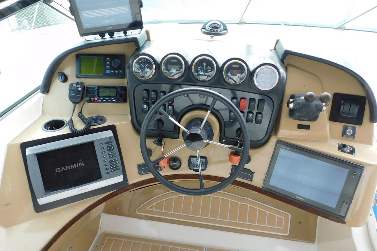 2002 Carver 57 