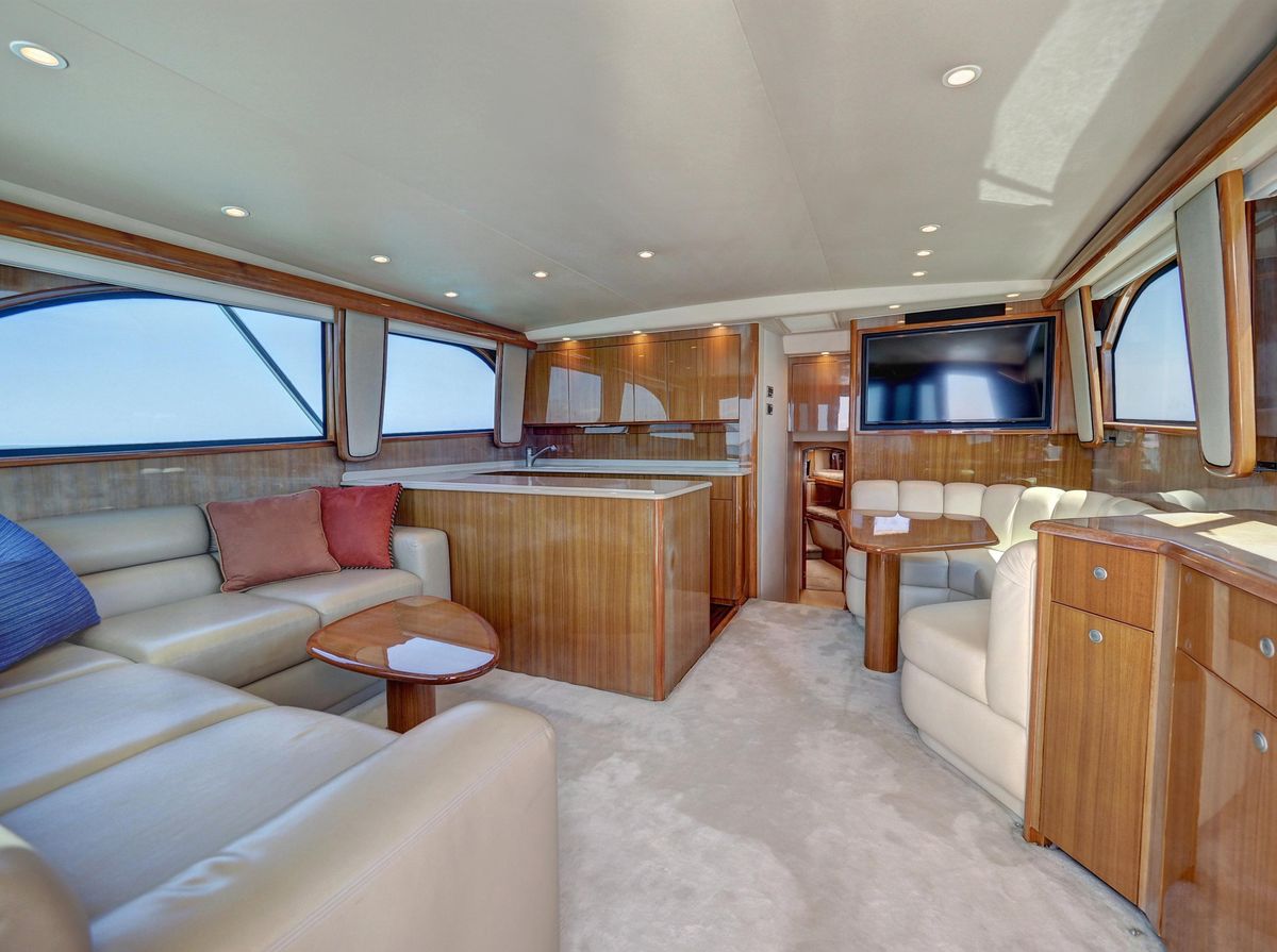 2007 Viking 48 