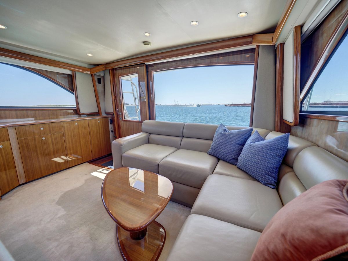 2007 Viking 48 