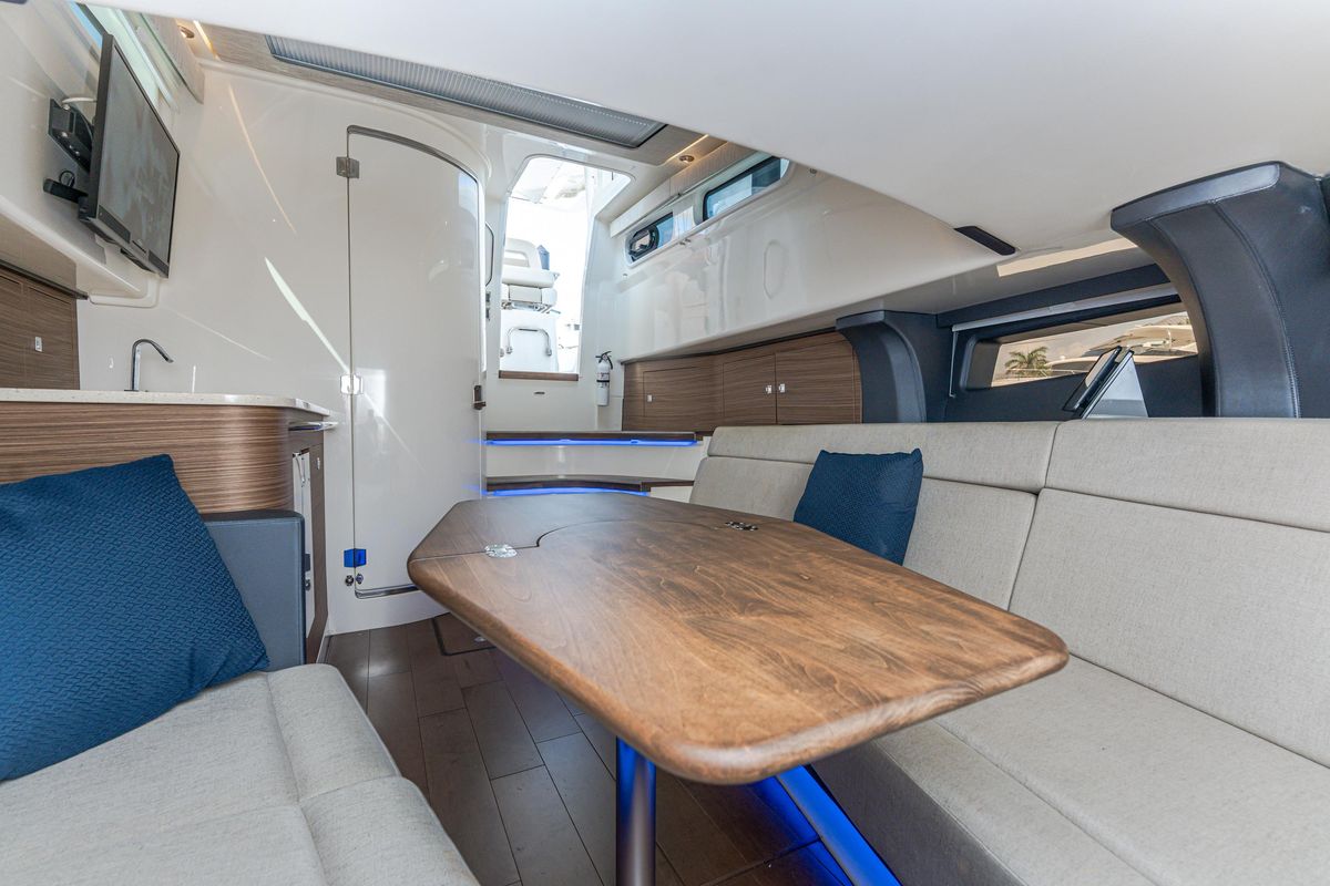 2019 Boston Whaler 42 