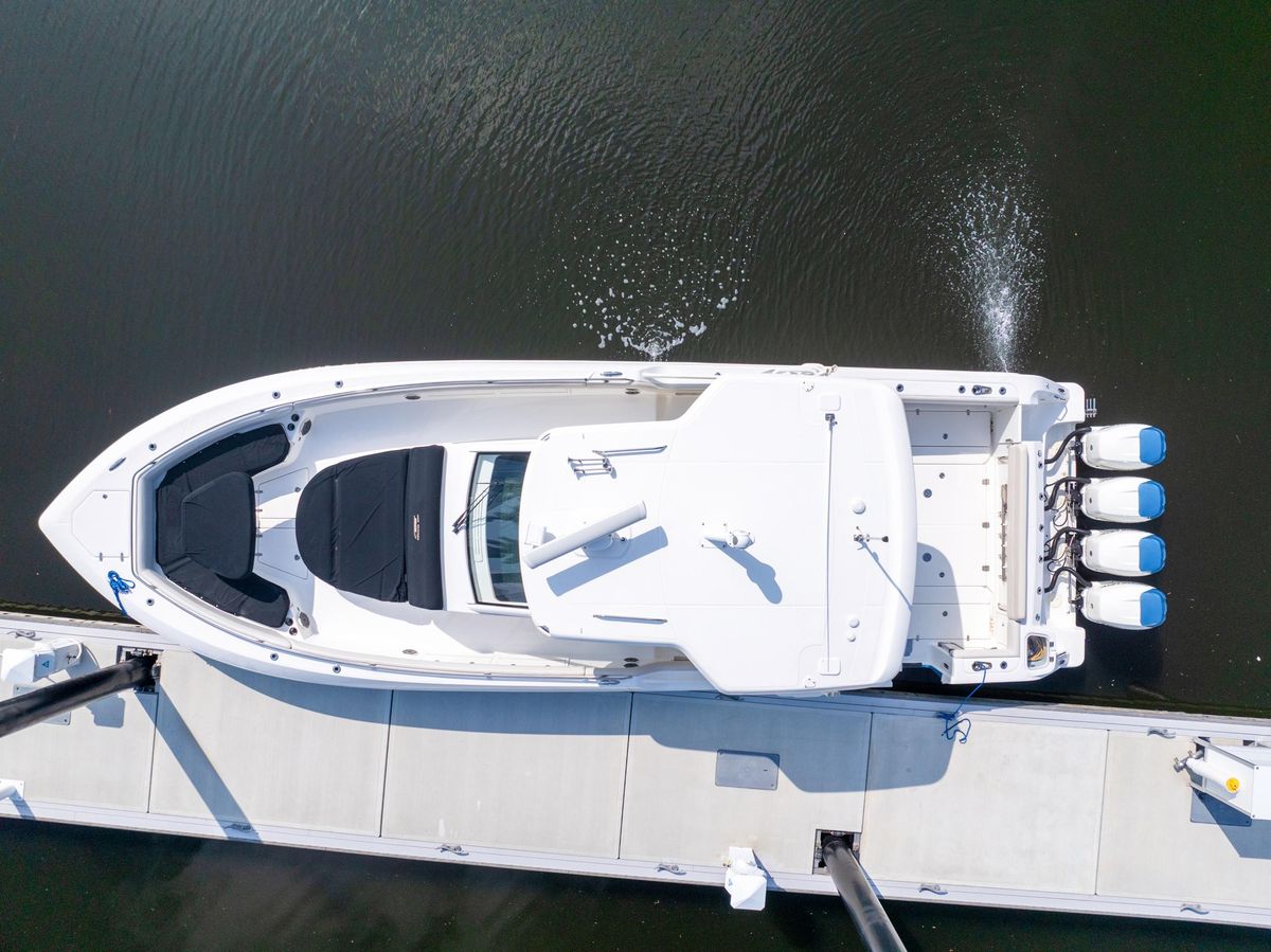 2019 Boston Whaler 42 