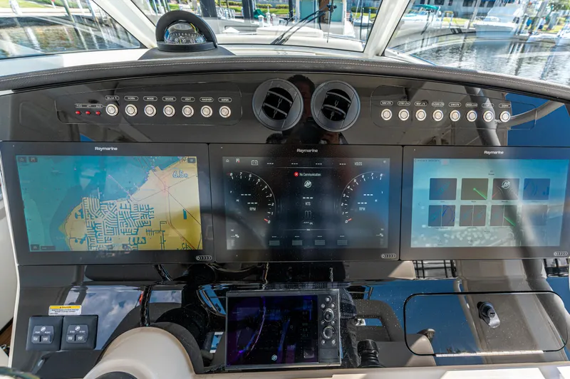 Jet Lag Yacht Photos Pics 