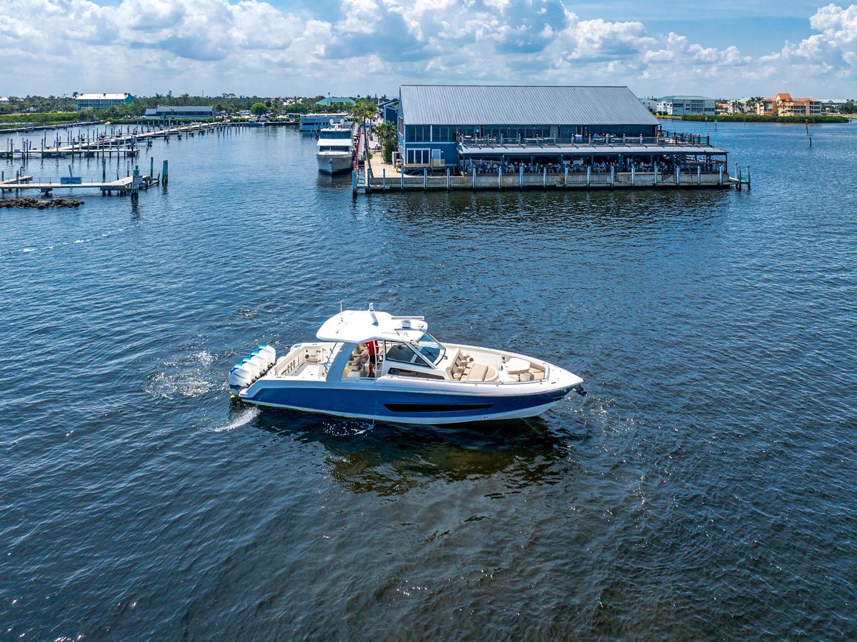 2019 Boston Whaler 42 