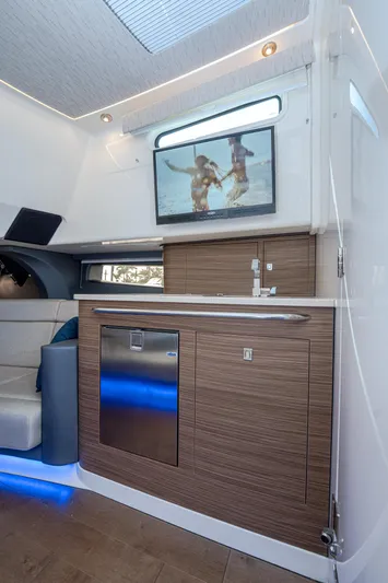 Jet Lag Yacht Photos Pics 