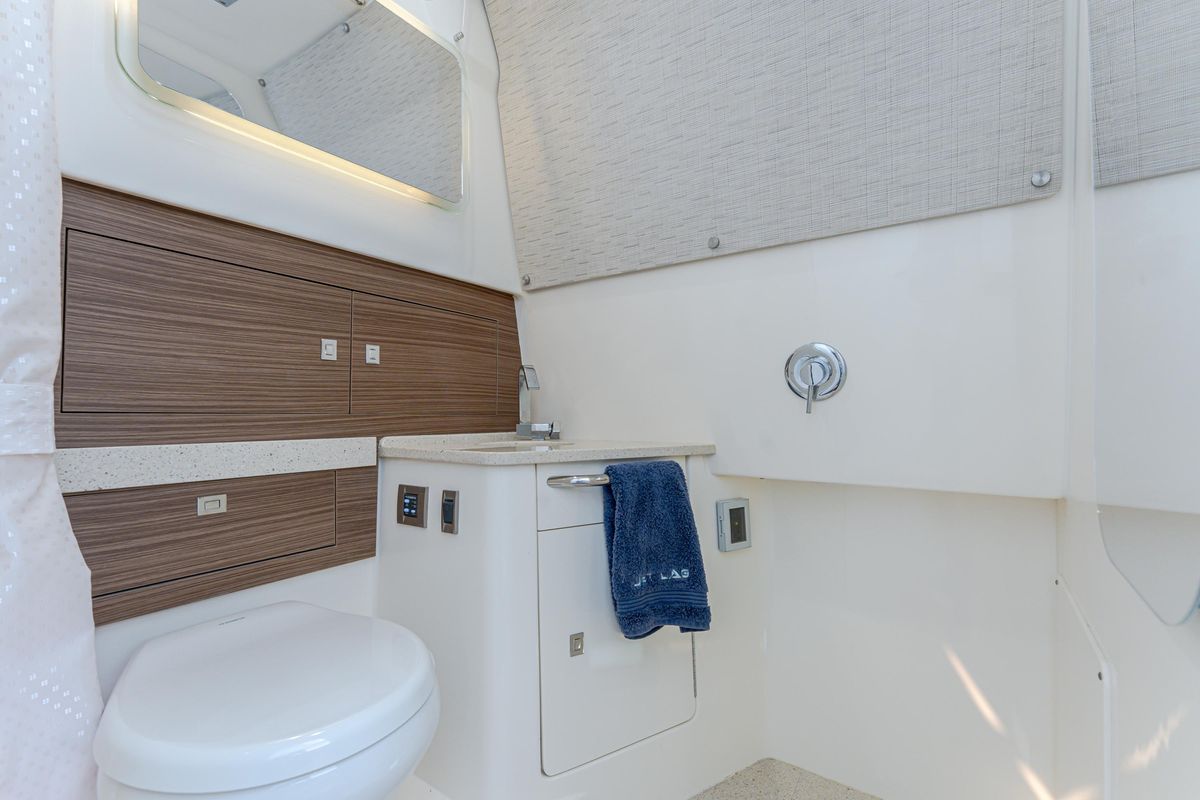 2019 Boston Whaler 42 