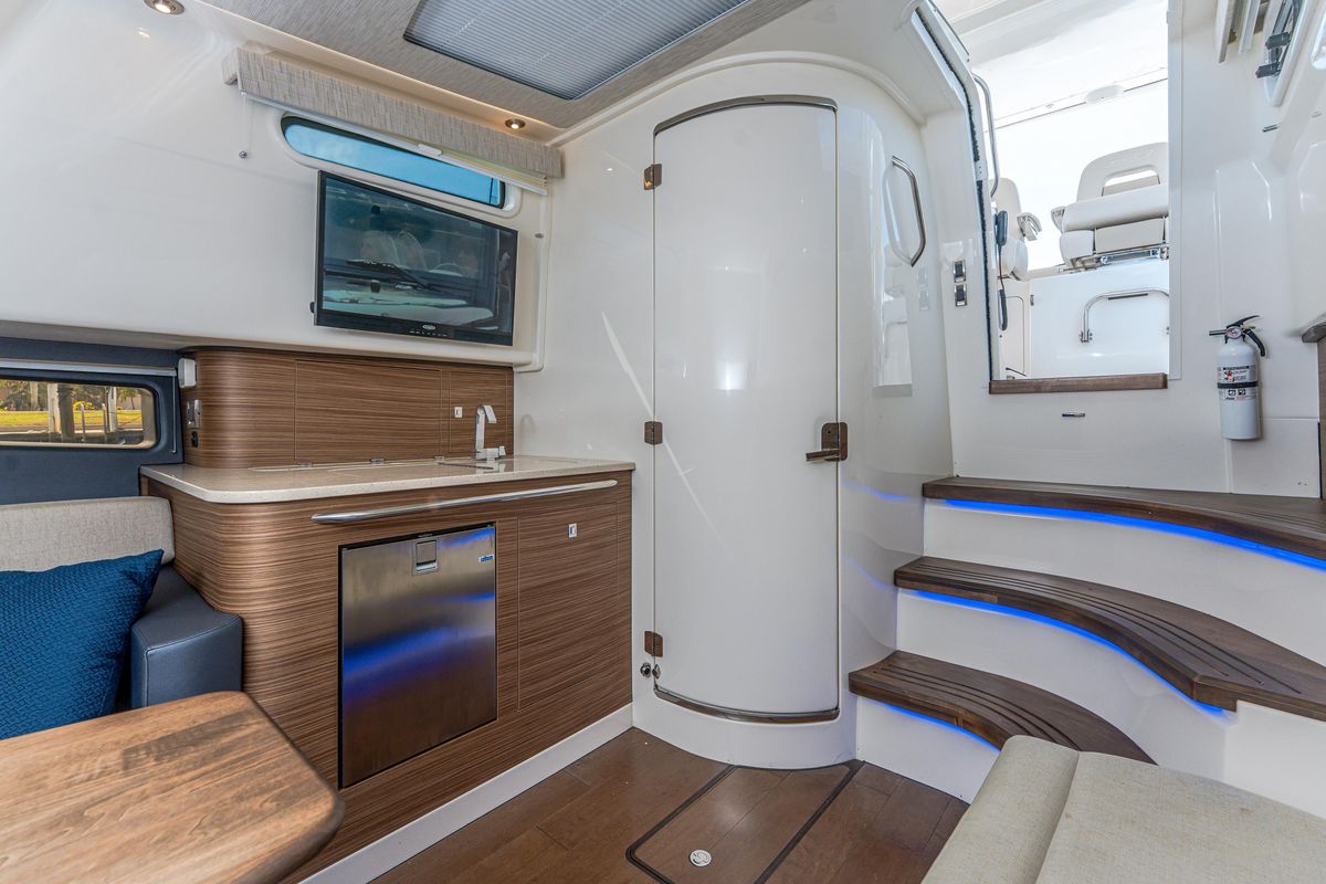 2019 Boston Whaler 42 