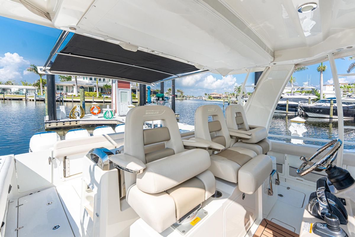 2019 Boston Whaler 42 
