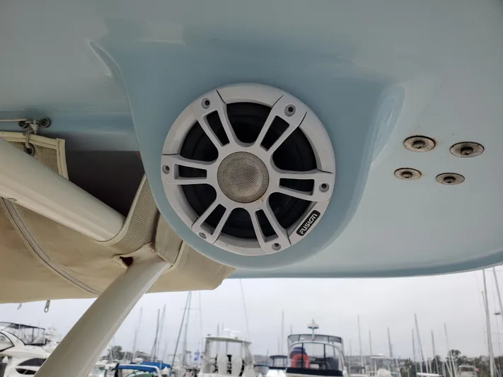  Yacht Photos Pics Speaker on a 2017 Grady-White Canyon 336 boat.