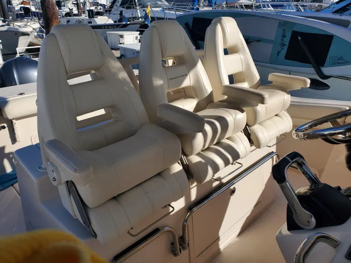  Yacht Photos Pics Grady-White Canyon 336, 2017, luxurious boat seating in cockpit.