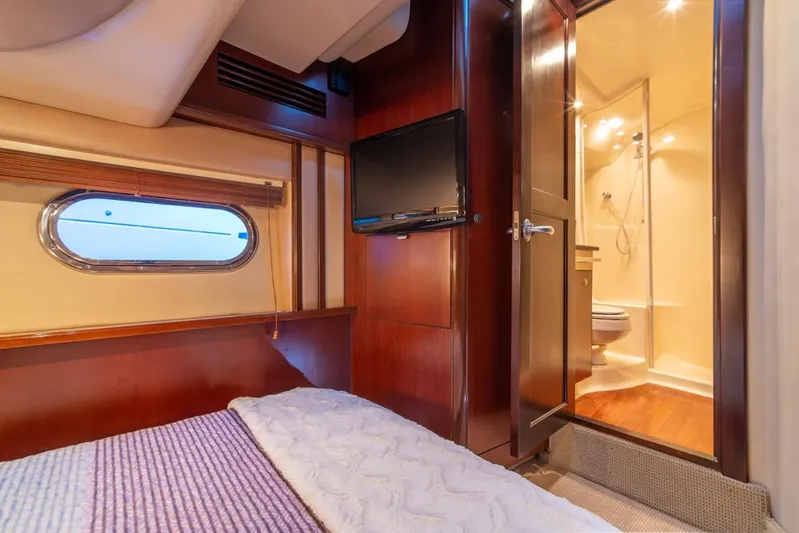 Island Time Yacht Photos Pics 