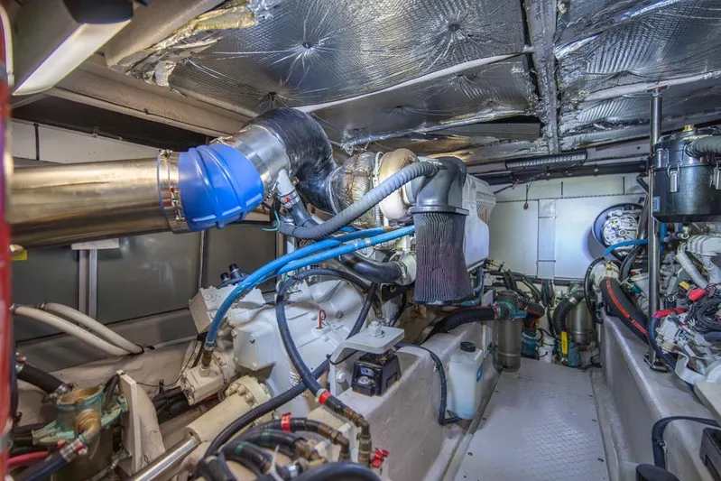 Island Time Yacht Photos Pics 