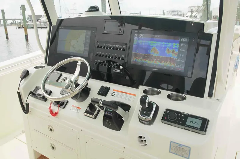  Yacht Photos Pics Manufacturer Provided Image