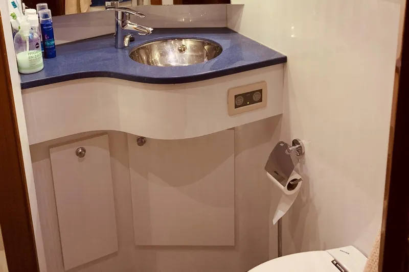 Hermes Yacht Photos Pics Van de Stadt 74 Ocean Ketch