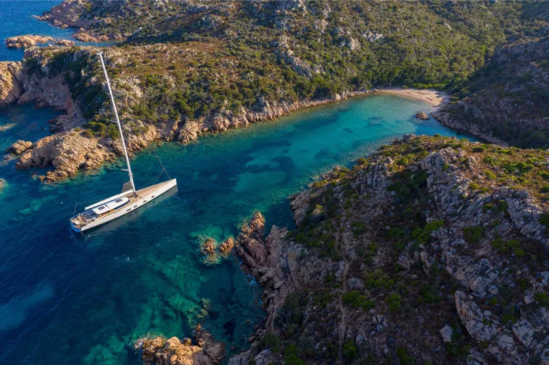 Canova Yacht Photos Pics 