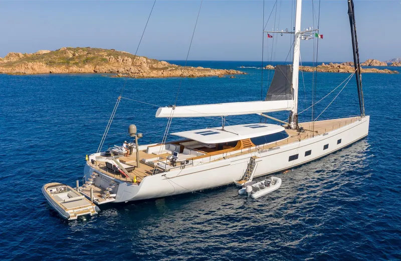 Canova Yacht Photos Pics 