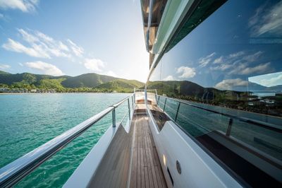 Yacht