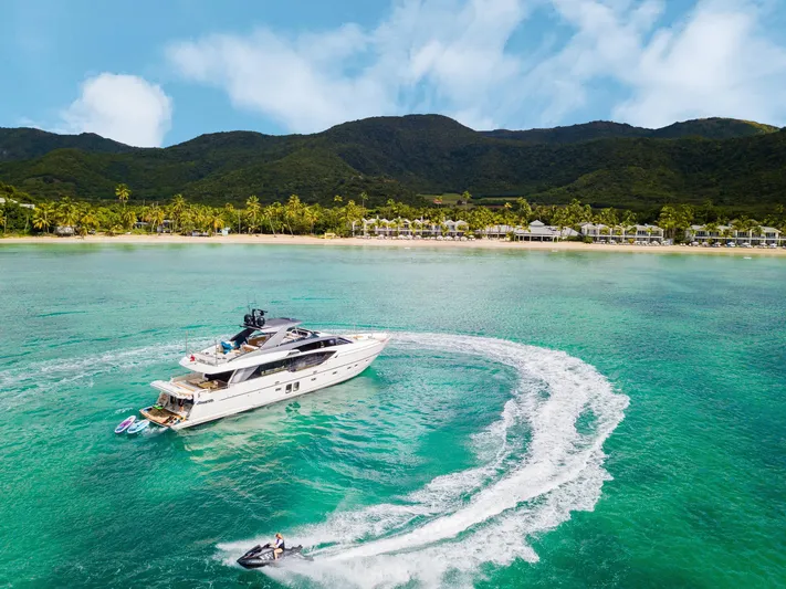 Squalo Yacht Photos Pics Akula Drone