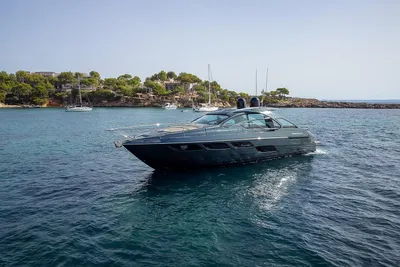Pershing 5x