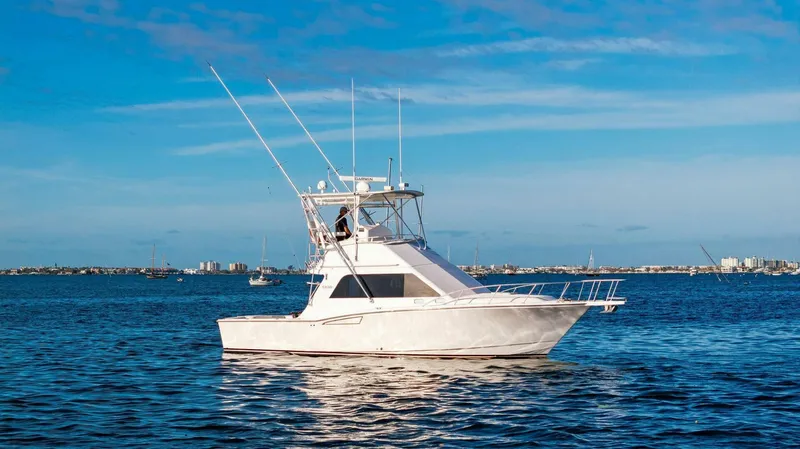 Reel Estate Yacht Photos Pics 2005 Cabo 35 Flybridge 'Reel Estate'