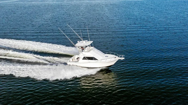 Reel Estate Yacht Photos Pics 2005 Cabo 35 Flybridge 'Reel Estate'