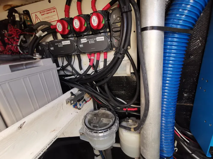 Think Twice Yacht Photos Pics 