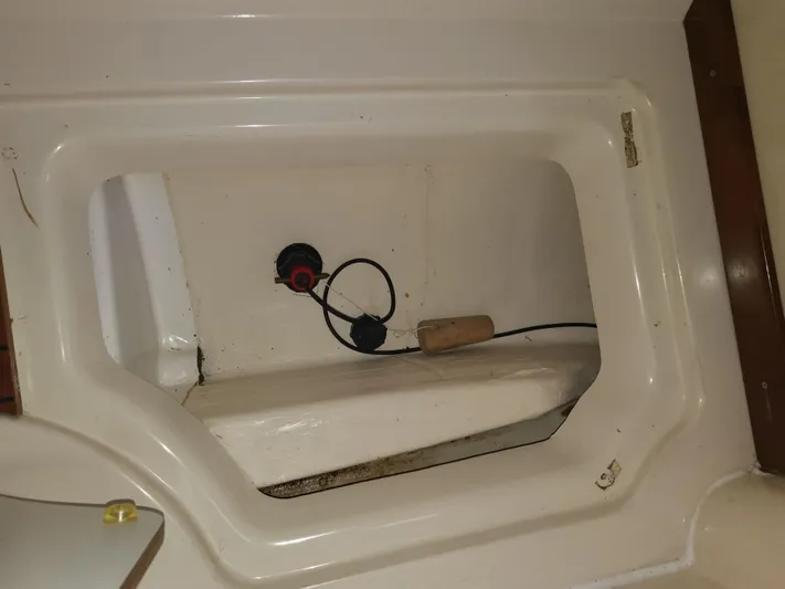 Think Twice Yacht Photos Pics 