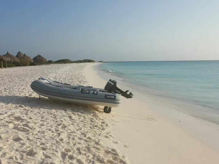 Think Twice Yacht Photos Pics 