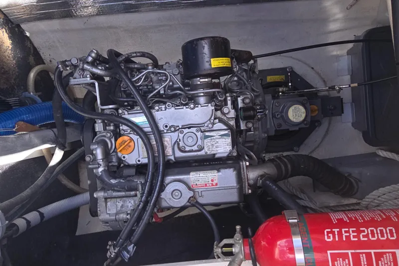 Think Twice Yacht Photos Pics 