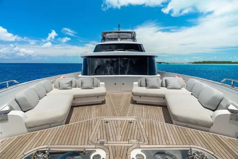 Life Yacht Photos Pics Luxurious 2022 Azimut Magellano 25 Metri yacht with spacious deck and ocean view.