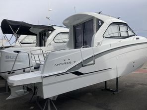 2023 Beneteau ANTARES 7 V2