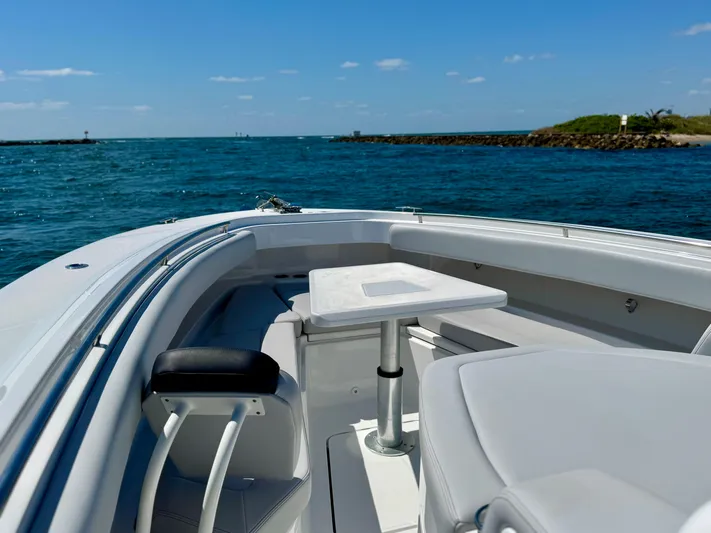  Yacht Photos Pics 2024 Hcb 42 Lujo - Image 19