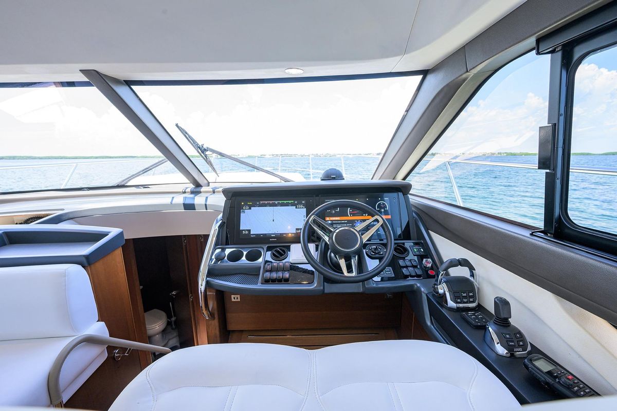 2018 Princess 49