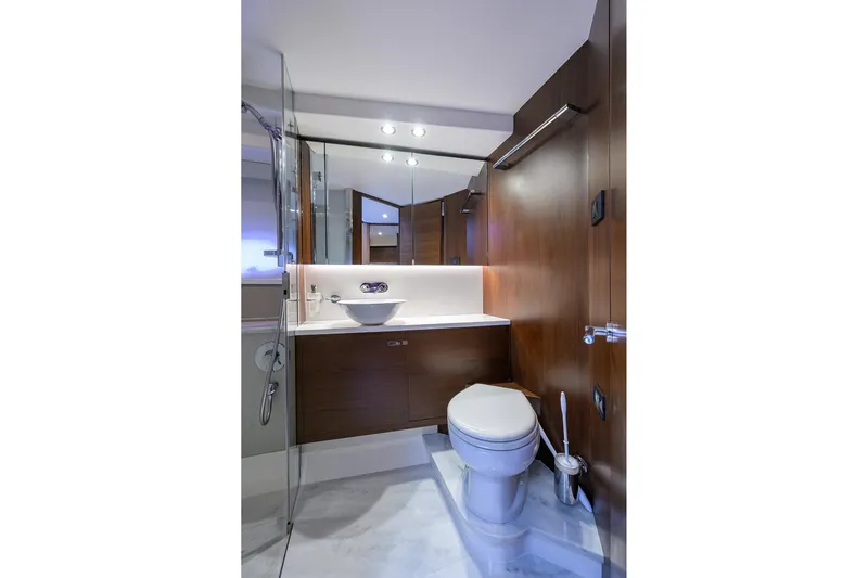 Chill Yacht Photos Pics Princess F49 Chill- Master Stateroom Head